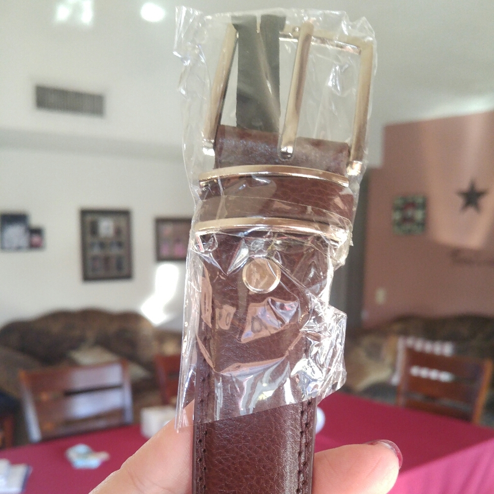 Mens brown genuine leather belt size XL 42-44